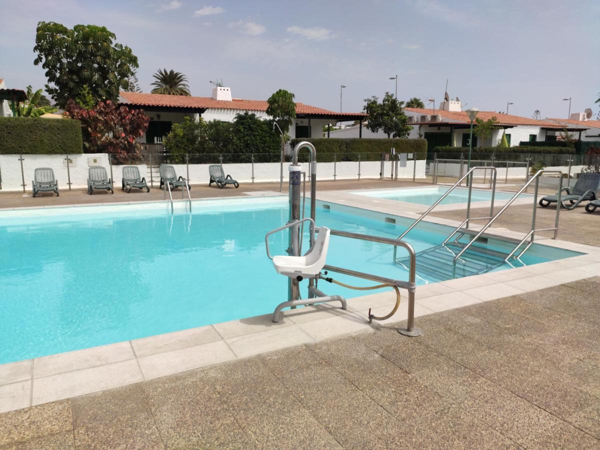 Villa Bungalow With Private Garden Nex To Yumbo Center Maspalomas  Exterior foto